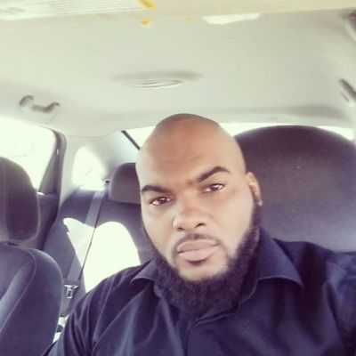 Theron M Vaughn Headshot